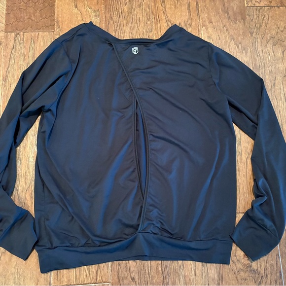 Born Primitive Athleisure Warm-Up Open Back Black Size M - Picture 2 of 7